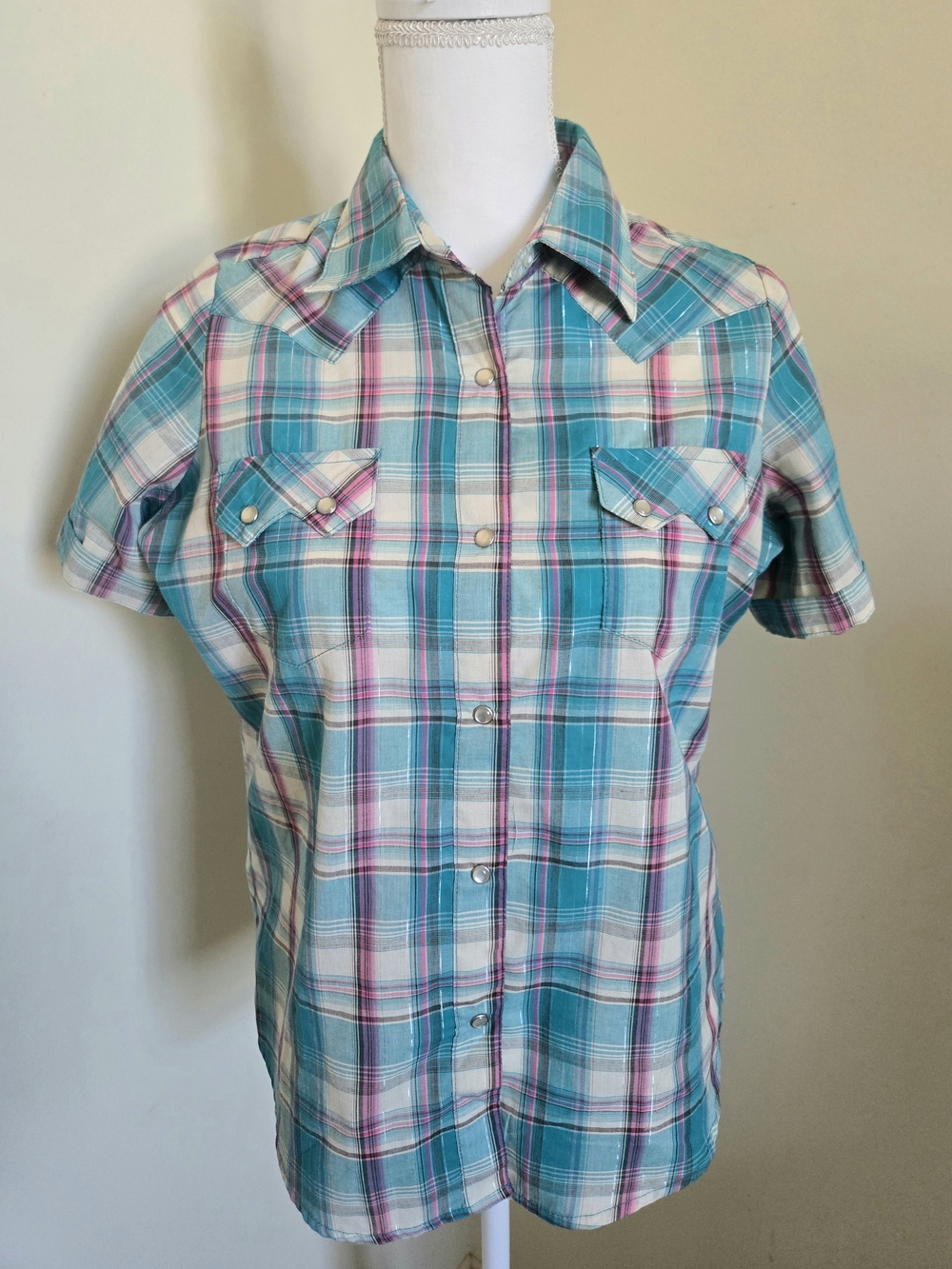 Turquoise Plaid Short-Sleeve Button-Up Shirt